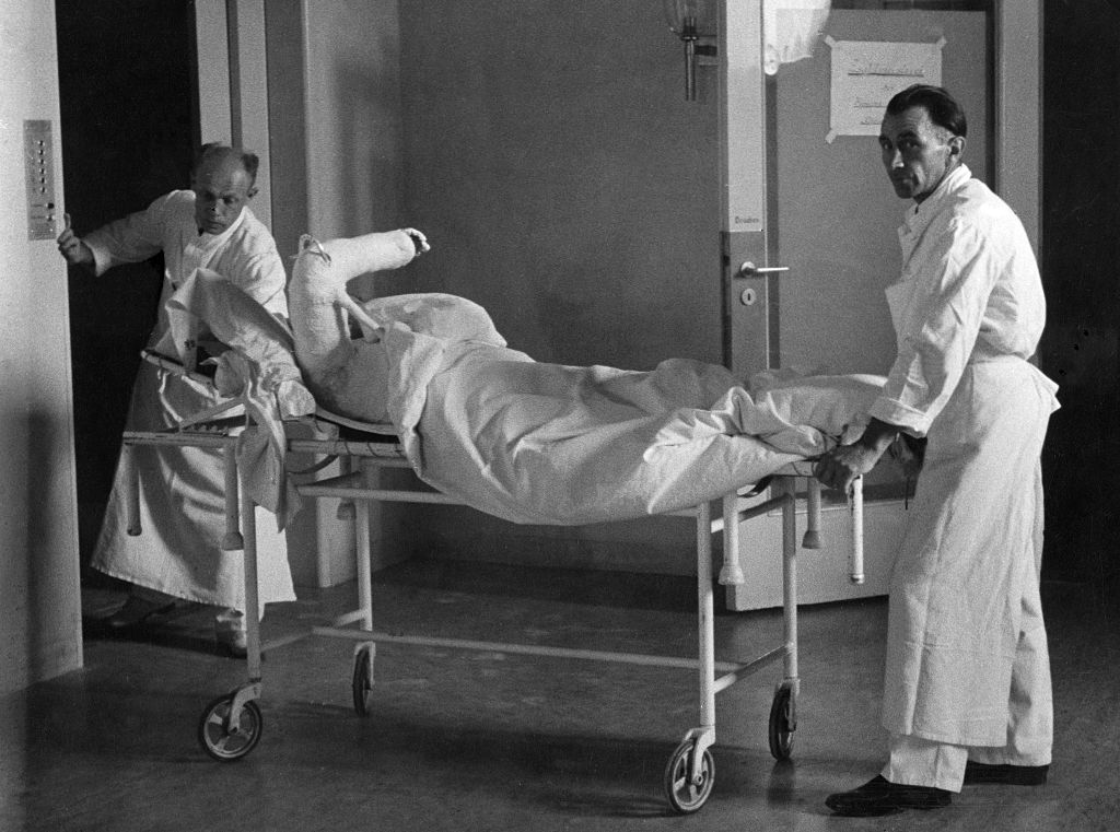 Раненый солдат в военном госпитале в Германии, 1940 г. Фото © Getty Images / Regine Relang / ullstein bild