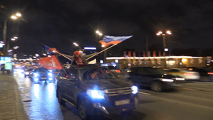 "Своих не бросаем": В Москве состоялся ночной автопробег в поддержку ДНР и ЛНР