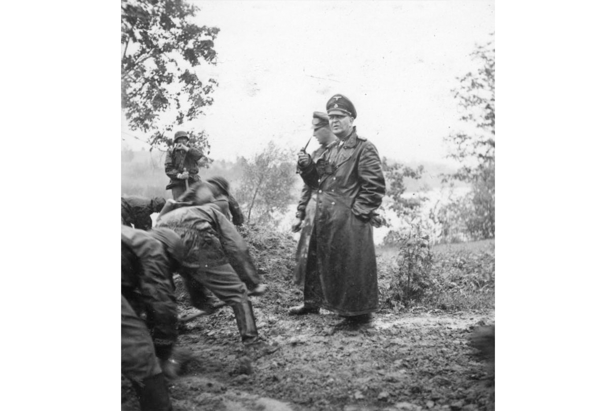 Эйке и дивизия СС «Тотенкопф» в Советском Союзе в 1941 году.  Фото © Wikipedia / The German Federal Archiv