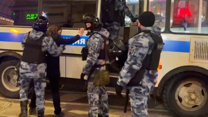 В Москве на акции против операции по демилитаризации Украины задержали более 10 человек
