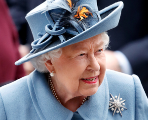 Елизавета II отменила онлайн-совещания из-за лёгких симптомов коронавируса