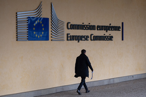 В Еврокомиссии предложат новые санкции против стратегических секторов экономики России