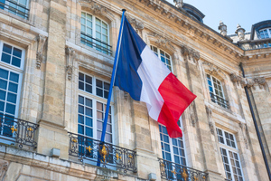 Посольство РФ в Париже передало МИД Франции доказательства преступлений Киева в Донбассе