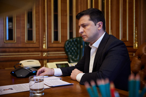 В офисе Зеленского не исключили нейтрального статуса Украины "с пакетом гарантий"