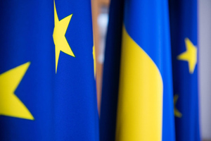 Коротченко назвал глупым требование Зеленского принять Украину в Евросоюз