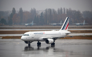 Франция закрывает небо для российских авиакомпаний