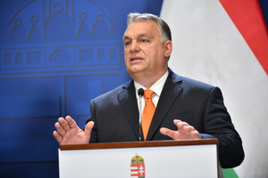 Премьер Венгрии исключил возможность поставок оружия на Украину