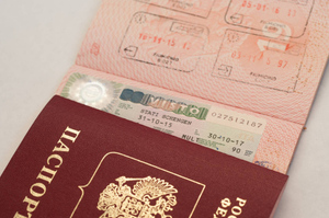 Чехия предложит ЕС остановить выдачу шенгенских виз россиянам