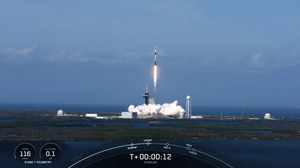SpaceX запустила ракету Falcon 9 со спутниками Starlink