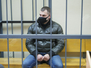 Суд в Петербурге избрал меру пресечения сотруднику ГИБДД, подравшемуся с оперативницей