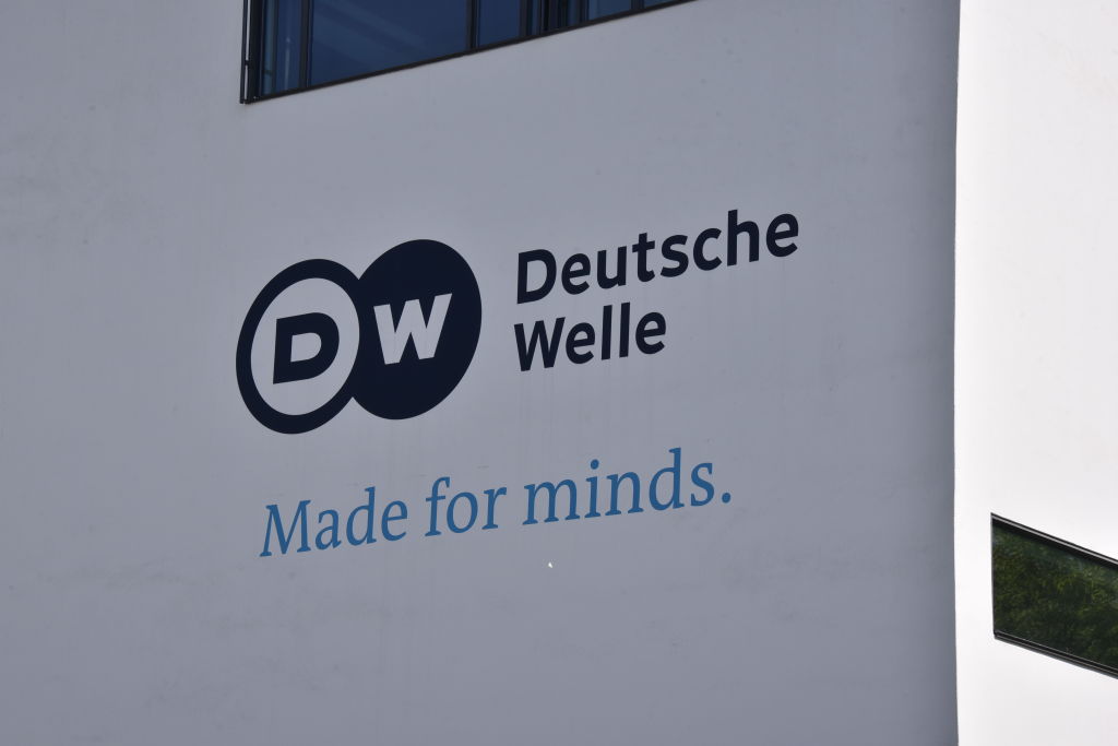 Московское бюро Deutsche Welle закрылось после запрета на вещание в РФ