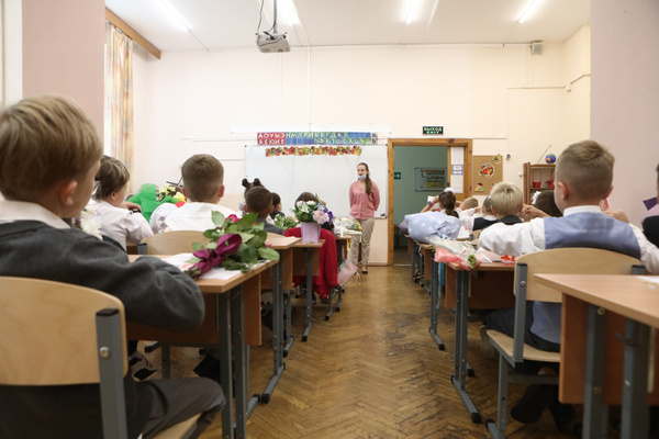 <p>Занятие в школе. Фото © Агентство городских новостей "Москва" / Софья Сандурская</p>