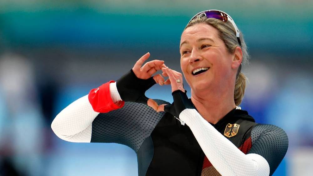 Немецкая конькобежка приехала на свою восьмую Олимпиаду и повторила уникальный рекорд