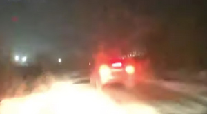 Пробили колесо: МВД показало видео погони со стрельбой за пьяным водителем без прав в Иркутске