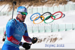 Биатлонист Латыпов назвал "выдающимся результатом" бронзу на Олимпиаде-2022