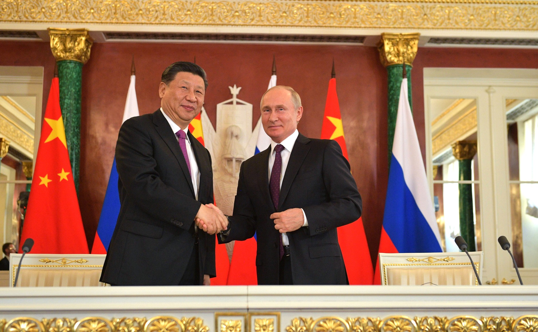 El País: Путин и Си Цзиньпин показали Западу, насколько стали близки Москва и Пекин