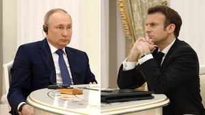 FT: Переговоры Путина и Макрона "продвинули" деэскалацию ситуации на Украине