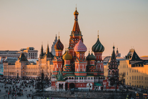 Аналитик Блохин счёл целью публикации Moody's о санкциях давление на Россию 