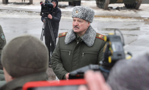 Лукашенко заявил о готовности белорусов разговаривать с кем угодно ради мира в регионе