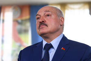 Лукашенко поручил Минобороны Белоруссии не допустить "удара с тыла" по России