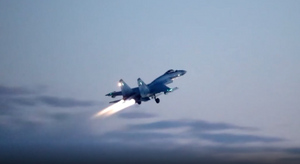 Минобороны показало кадры боевых ночных полётов Су-35 в ходе "Операции Z"