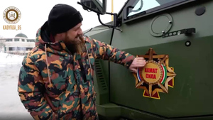 Кадыров планирует въехать в Киев на трофейной генеральской бронемашине