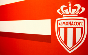 Российский владелец "Монако" намерен сменить менеджмент и тренера клуба