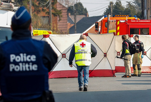Число погибших при наезде автомобиля на карнавальном шествии в Бельгии выросло до шести
