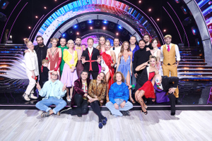 Кто победил в 13-м сезоне шоу "Танцы со звёздами" и почему не все зрители довольны таким финалом