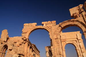 Археологи из Петербурга займутся реставрацией Монументальной арки Пальмиры