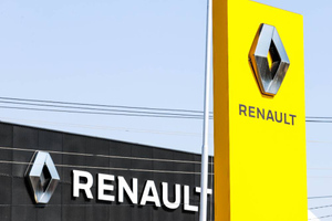 Renault приостанавливает производство на территории России