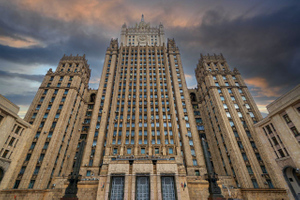 МИД РФ вручил посольству США ноту со списком выдворяемых дипломатов
