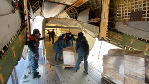 МЧС России доставило 400 тонн гуманитарной помощи на Украину и в Донбасс
