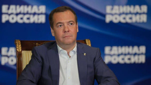 Медведев заявил, что западные санкции не разобщают, а сильнее консолидируют россиян