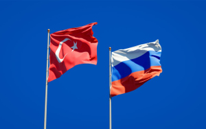 Политолог Перинчек заявил, что Западу нужен конфликт между Турцией и Россией