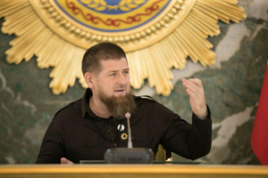 Песков не подтвердил информацию о присвоении Кадырову звания генерал-лейтенанта