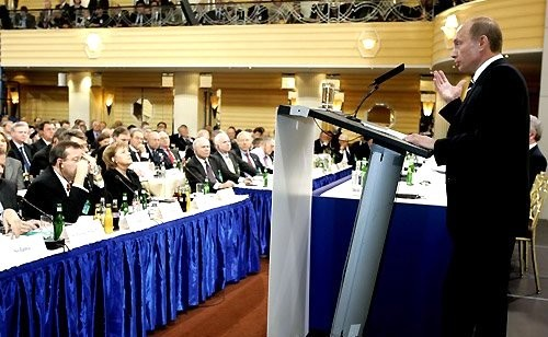 <p>Владимир Путин — на Мюнхенской конференции в 2007 году. Обложка © <a href="http://kremlin.ru/events/president/trips/45613/photos/27827" target="_blank" rel="noopener noreferrer">Kremlin.ru</a></p>