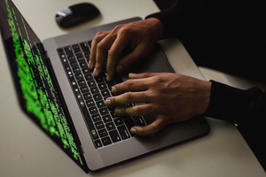 В "Ростелекоме" сообщили об участившихся хакерских атаках на сайты органов власти