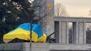 Посольство России направило ноту в МИД ФРГ в связи с осквернением мемориалов в Берлине