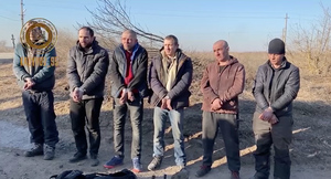 "Бандеровцы — сволочи": Кадыров опубликовал видео с признаниями украинских военнопленных из Мариуполя