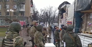 Минобороны РФ: В Мелитополь из Крыма доставили 110 тонн гумпомощи