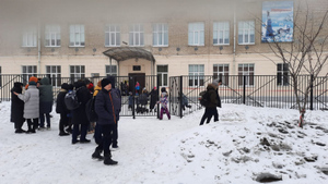 В Хабаровске из-за сообщений о минировании эвакуировали учеников 70 школ