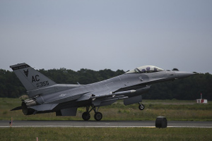 WSJ: Польша может поставить Украине МиГ-29 и Су-25, если получит от США F-16