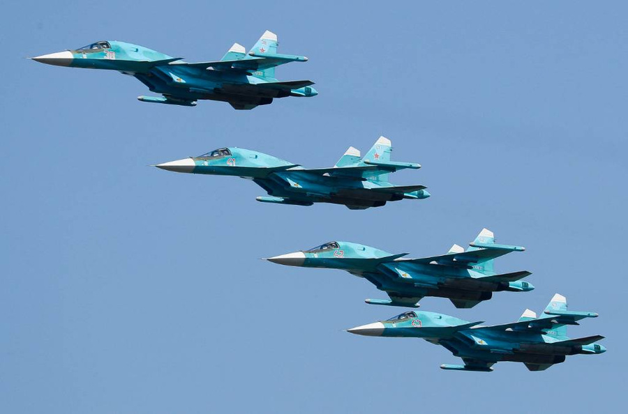 <p>Истребители-бомбардировщики Су-34. Фото © ТАСС / Эрик Романенко</p>