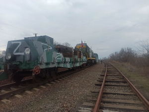 На бронепоезде из Херсона в Крым эвакуировали почти 250 иностранцев