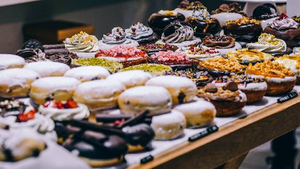 Врач Болибок перечислил опасные последствия переедания сладкого