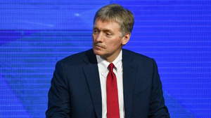 Песков: Кремль считает неприемлемой идею национализации "дочек" "Газпрома" и "Роснефти"