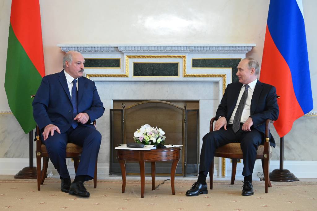Путин и Лукашенко 12 апреля посетят космодром Восточный