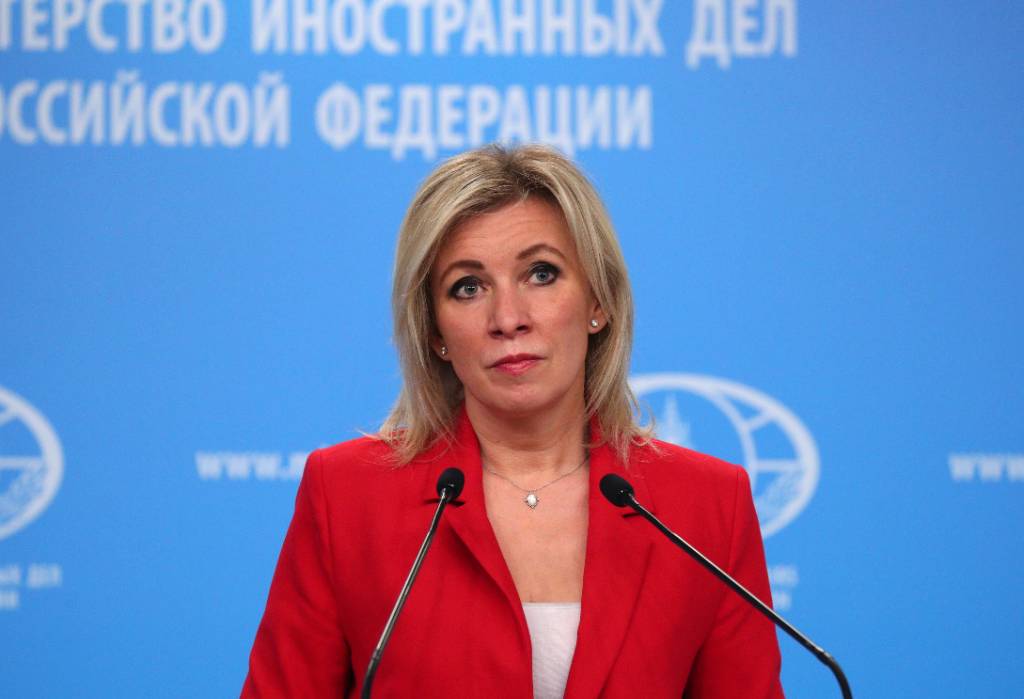 Захарова заявила, что Россия не изменит позицию по Украине из-за высылки дипломатов