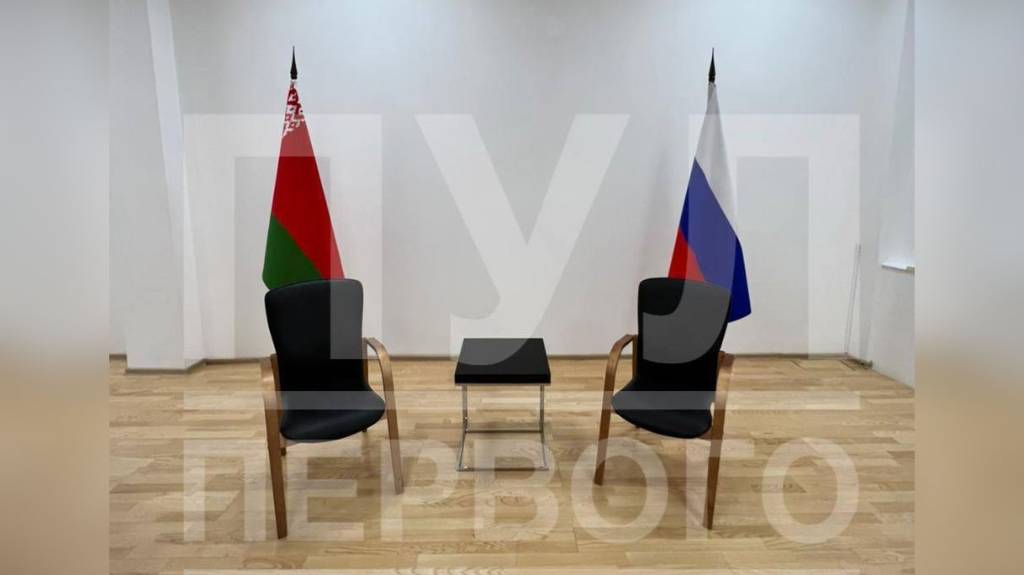 Опубликовано фото с места переговоров Путина и Лукашенко 12 апреля на космодроме Восточный